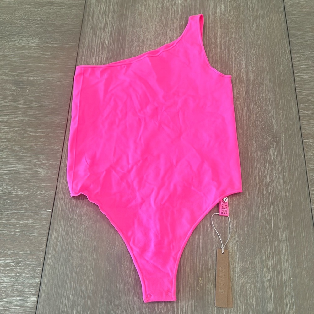 One shoulder bodysuit